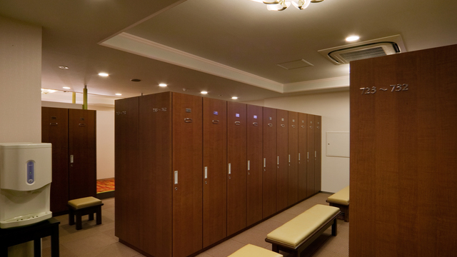 ロッカールーム